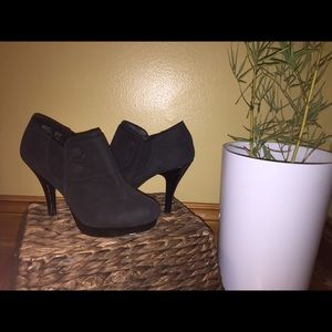 Fioni Black Suede Booties (Mini Platform)